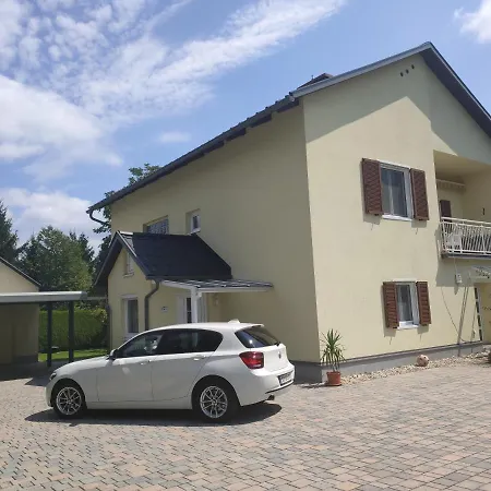 Sonnenhaus In Der Vulkanlanderegion *